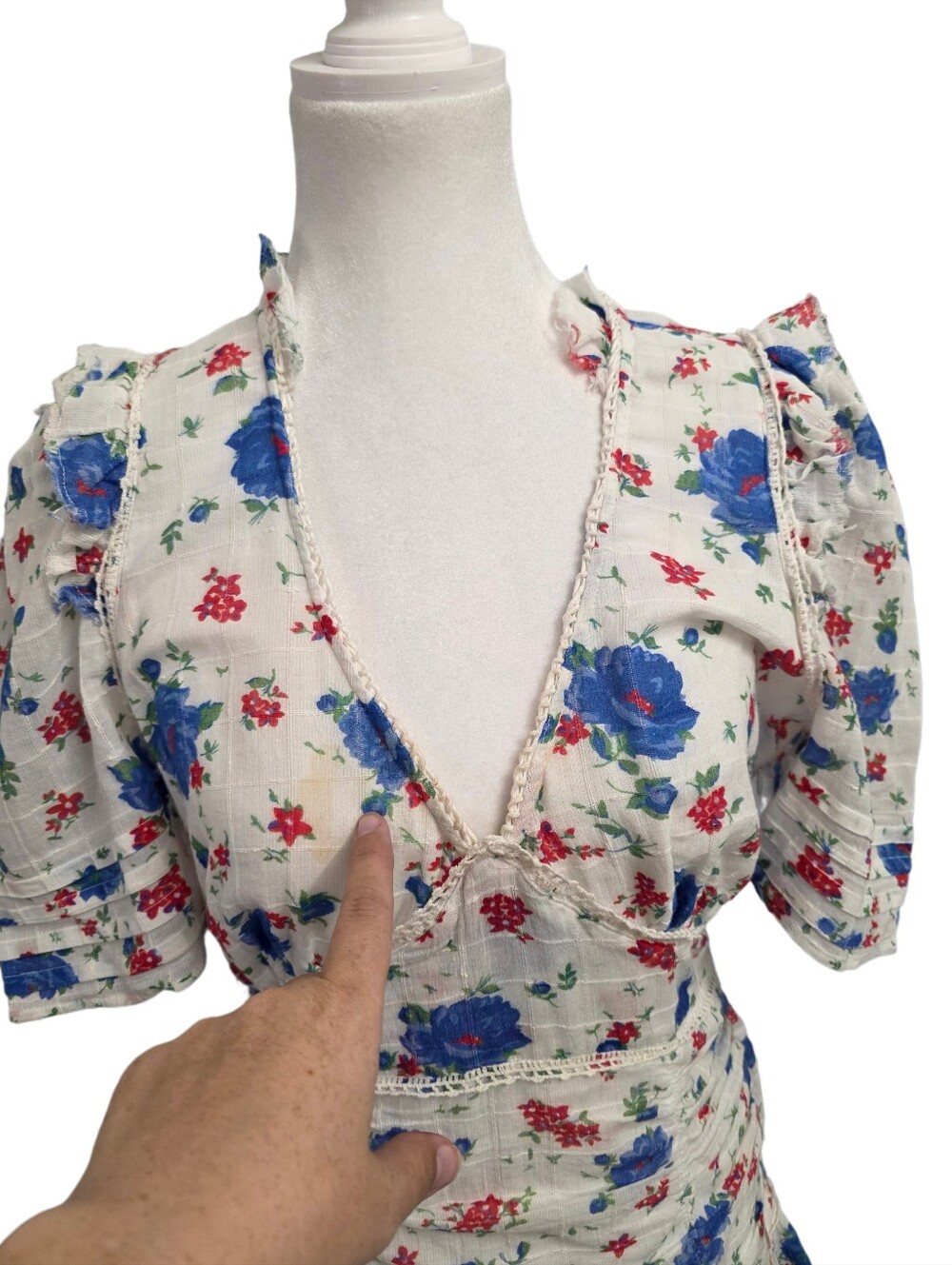 LoveShackFancy Arlo Floral Print dress Size 6 *With Stains* - Picture 5 of 16